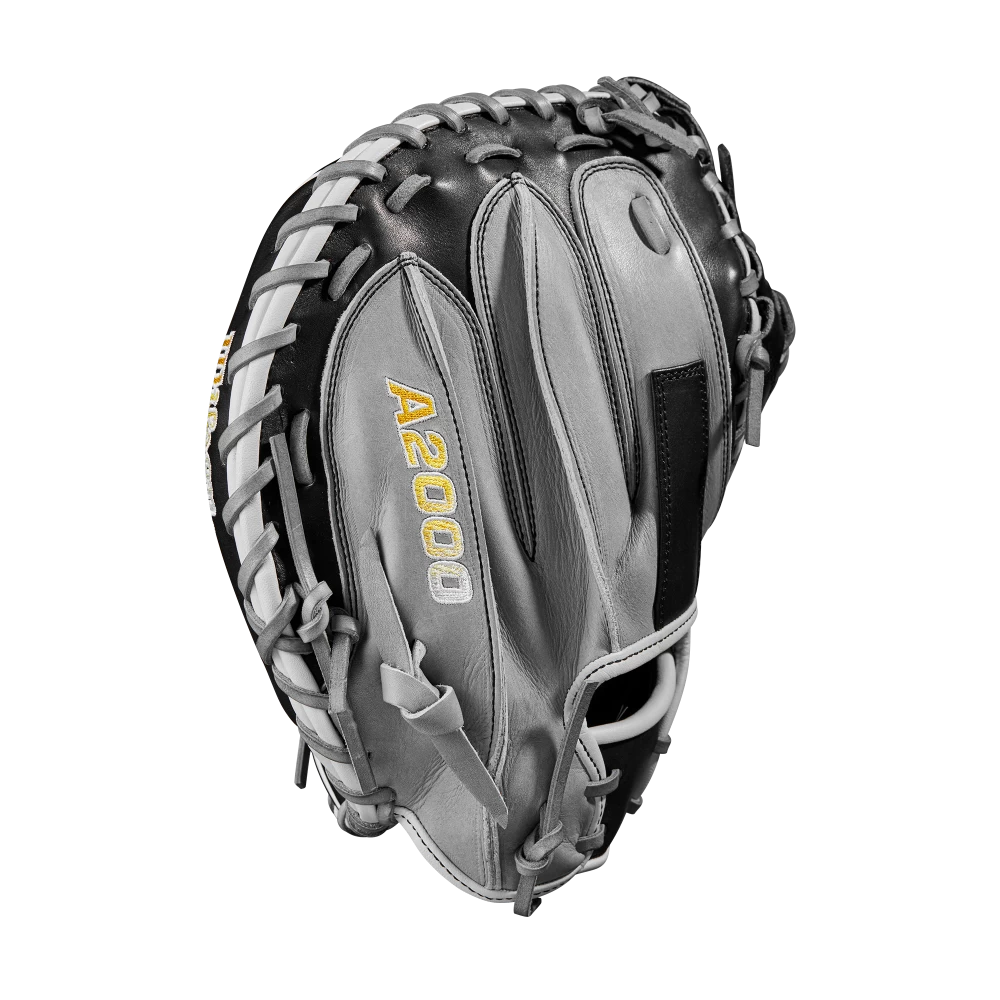 Wilson A2000 M2 33.5 Inch Baseball Catchers Mitt 4 Wilson A2000 M2 33.5 Inch Baseball Catchers Mitt - Image 4